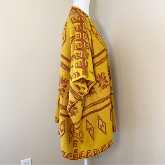 Kye Mi Open Front Aztec Print Cardigan - S - Picture 2 of 7